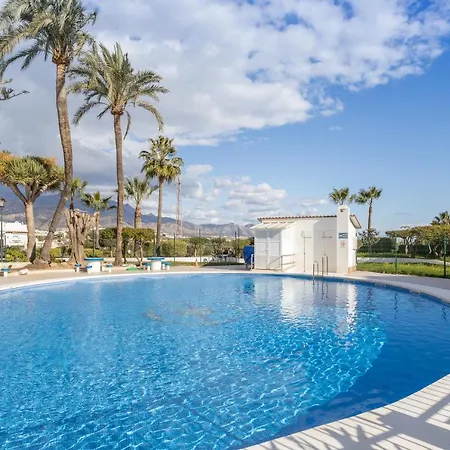 Villa Plaza Cadiz 10 *